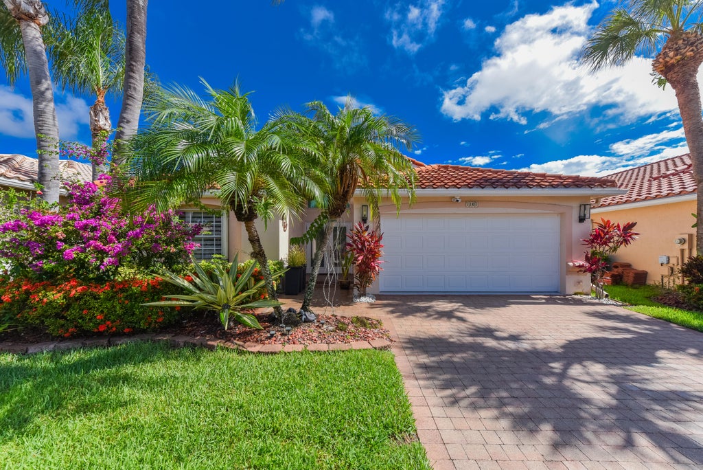 Photo of 7107 Trentino Way, Boynton Beach, FL 33472 (MLS # R11149516)
