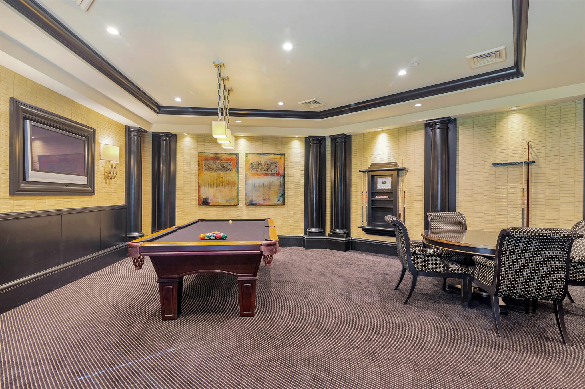 BELLARIA CONDOMINIUM - Residential