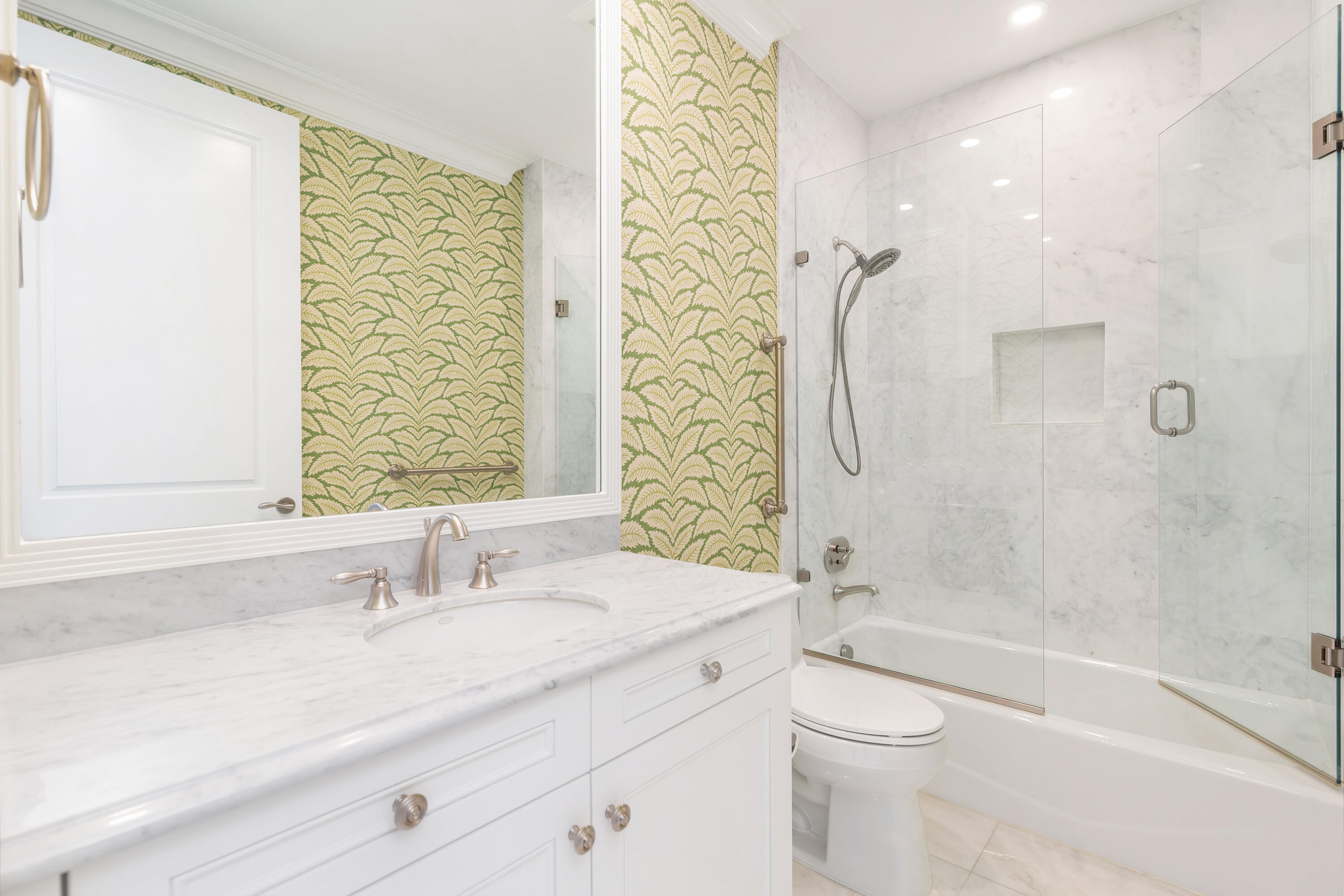 BELLARIA CONDOMINIUM - Residential