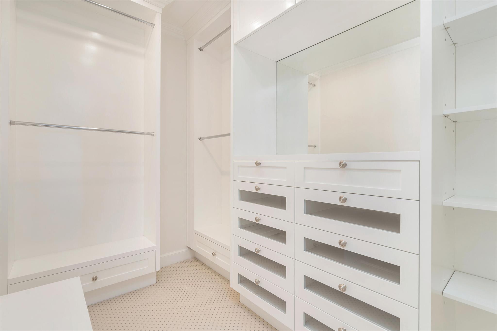 BELLARIA CONDOMINIUM - Residential