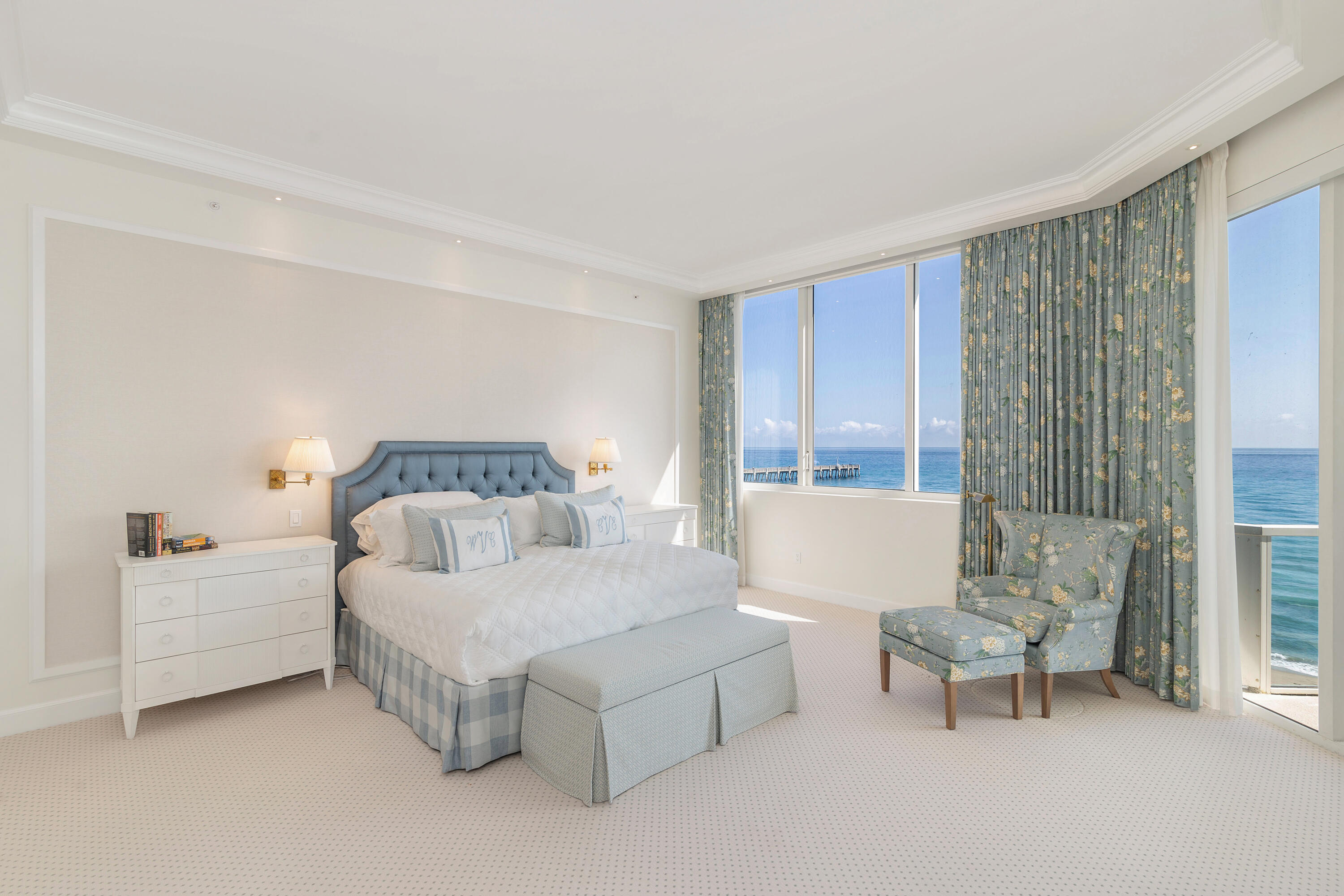 BELLARIA CONDOMINIUM - Residential