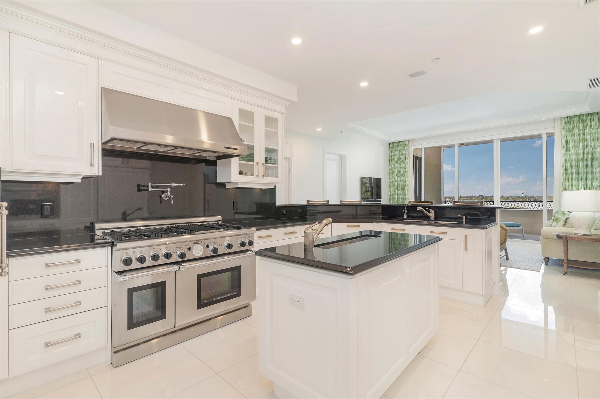 BELLARIA CONDOMINIUM - Residential