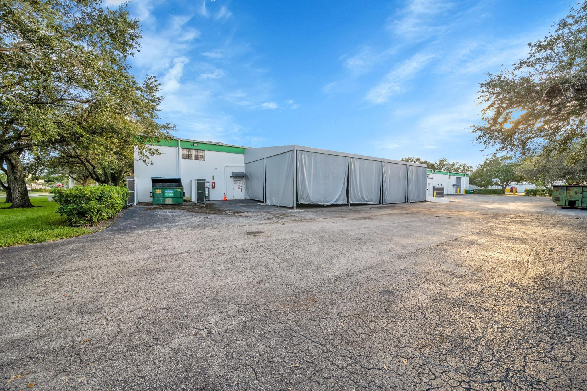 12025 NW 39 Street