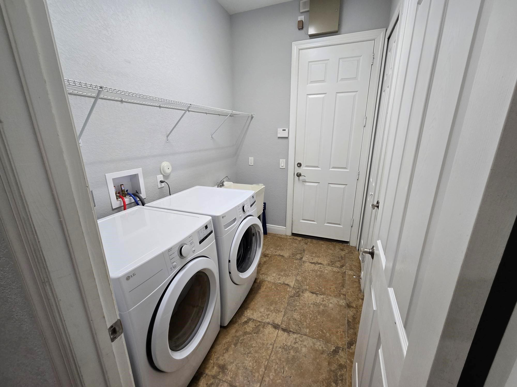 THE FALLS OF JENSEN BEACH - Residential