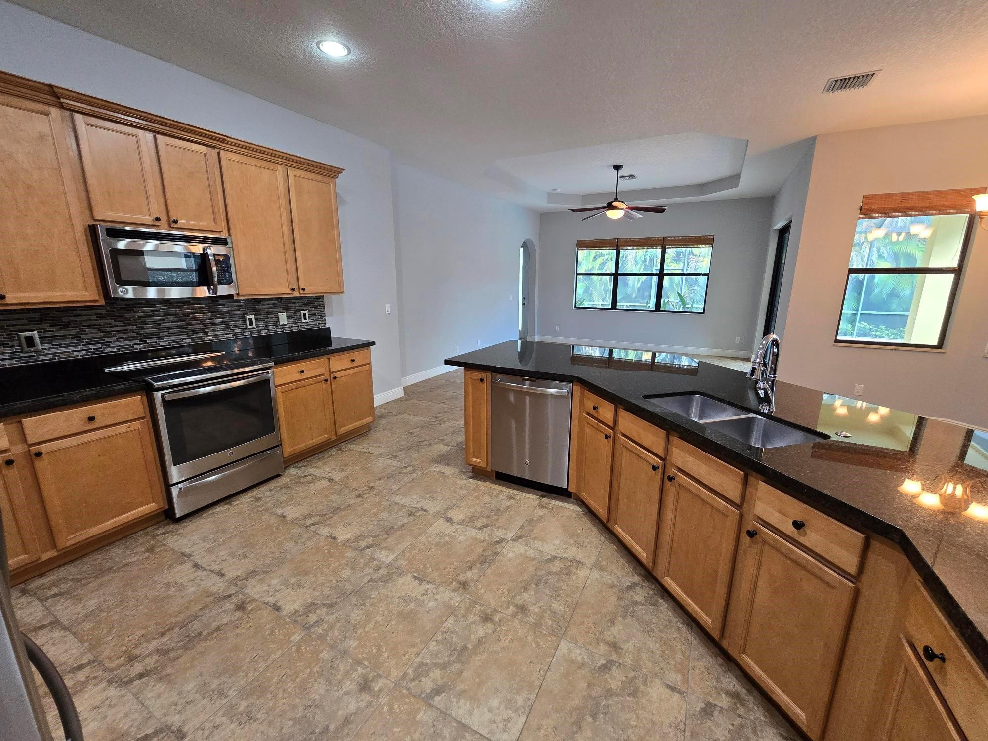 THE FALLS OF JENSEN BEACH - Residential