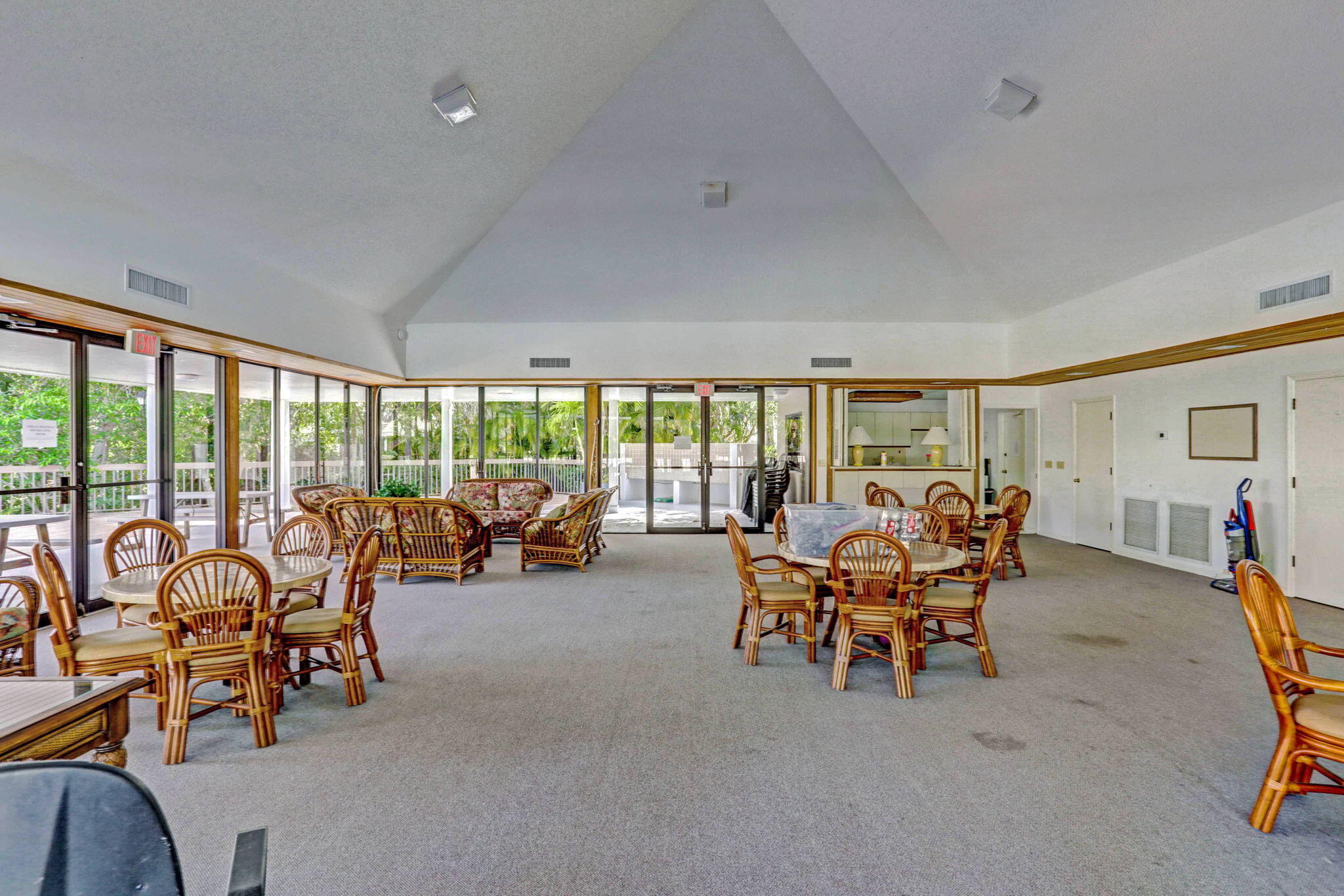 CANTERBURY AT PGA NATIONAL - Residential