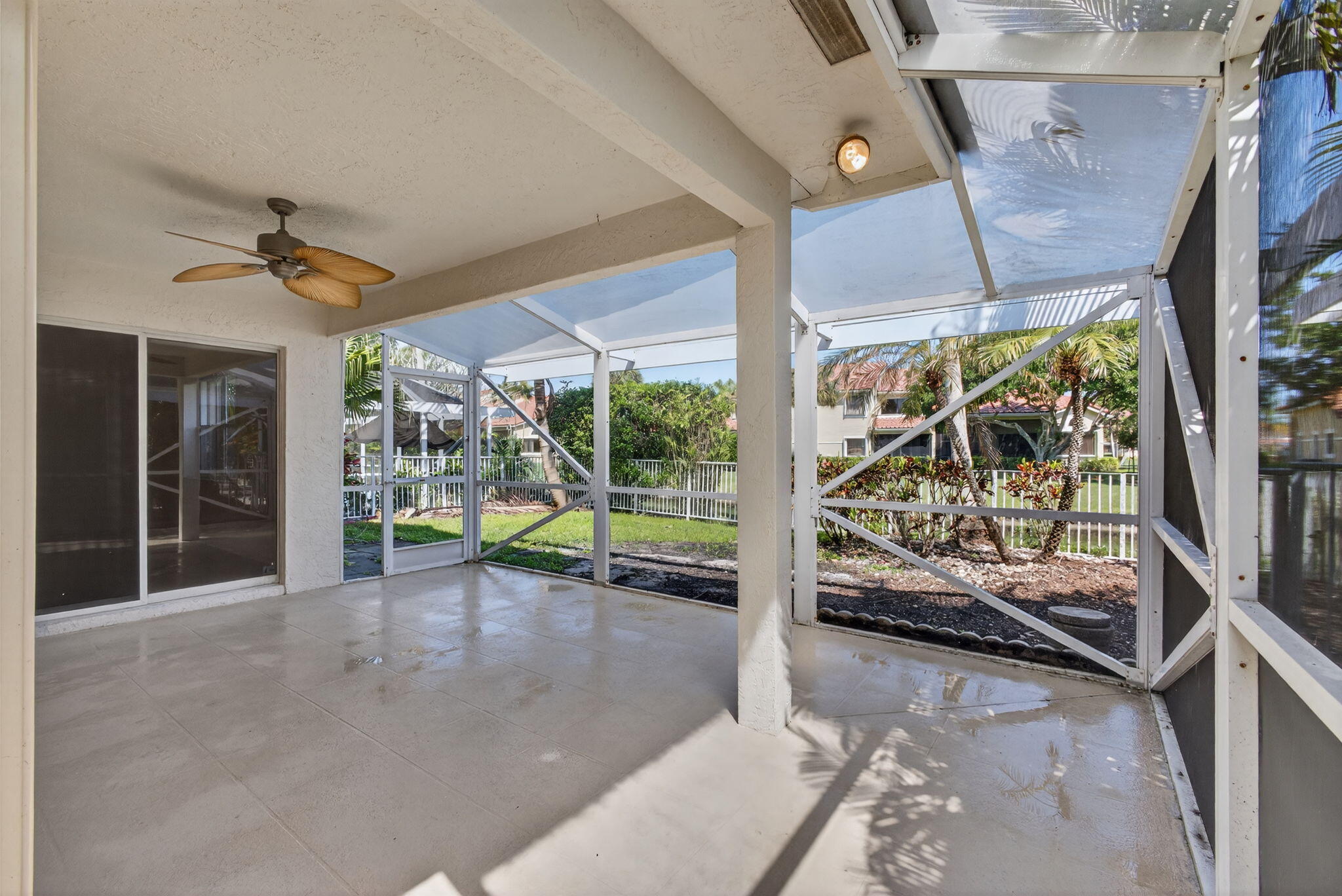 CANTERBURY AT PGA NATIONAL - Residential