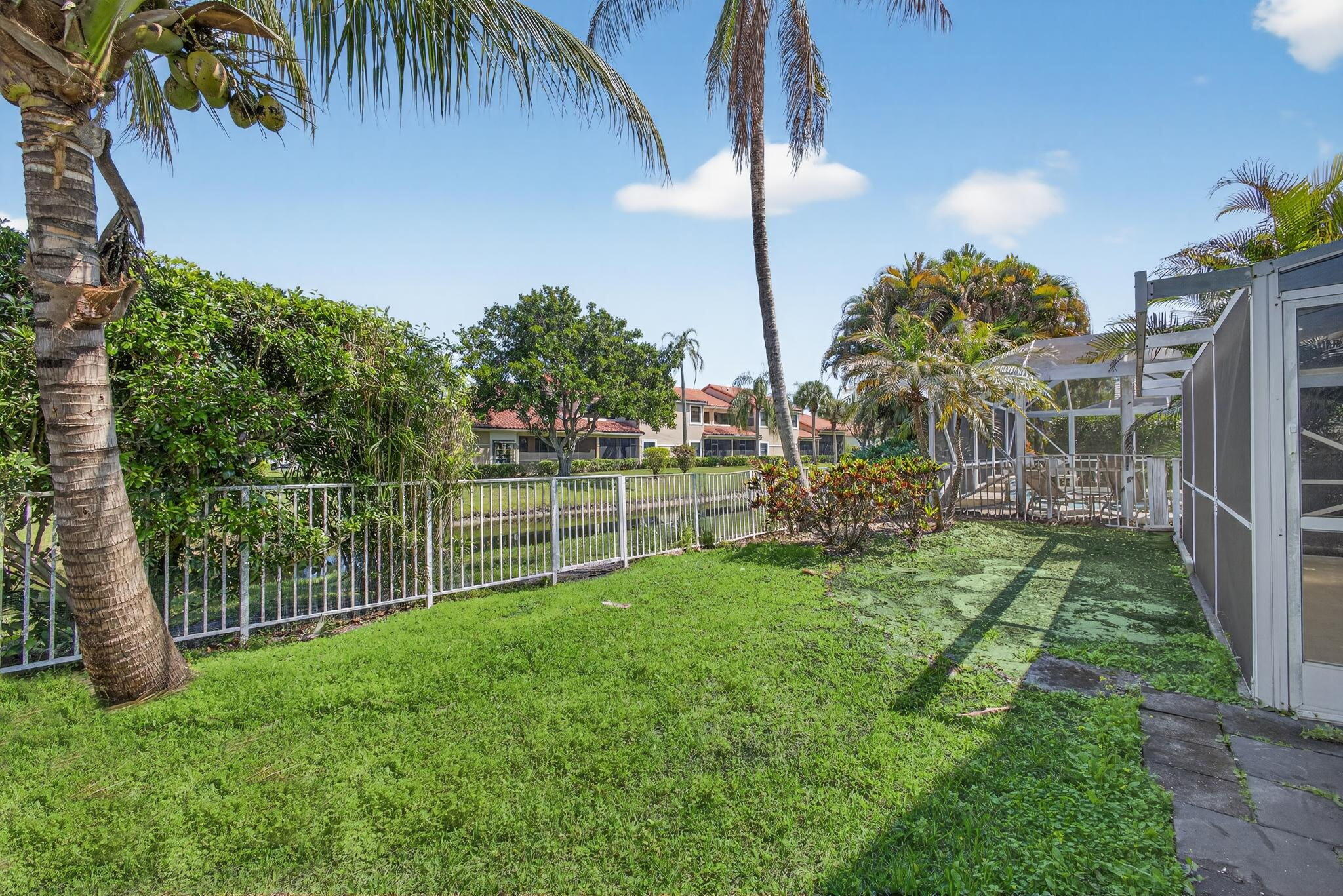 CANTERBURY AT PGA NATIONAL - Residential