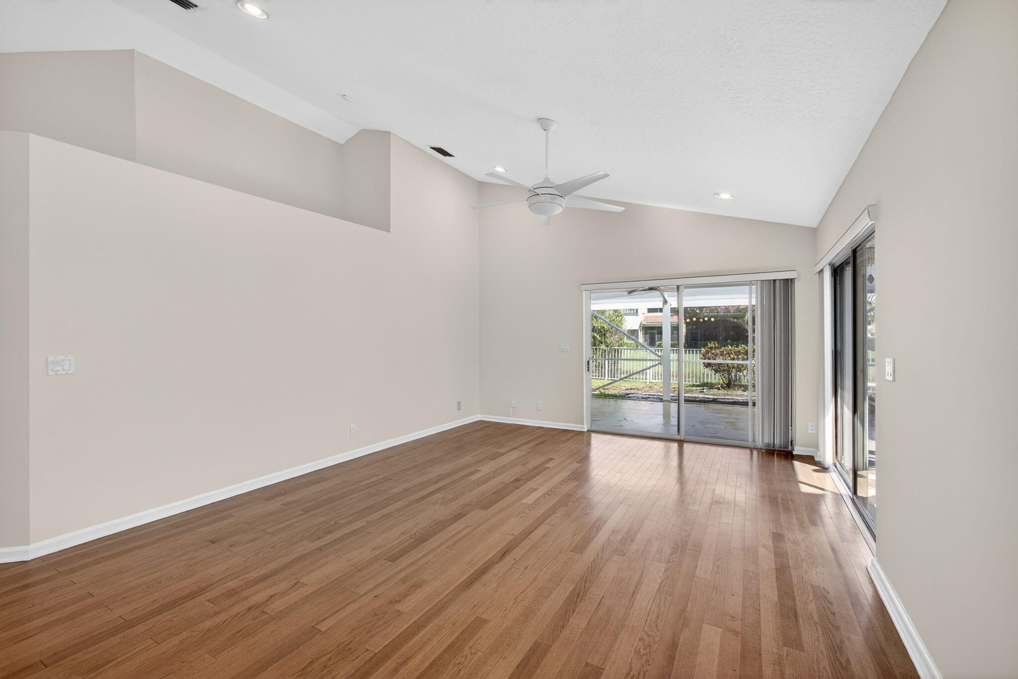 CANTERBURY AT PGA NATIONAL - Residential