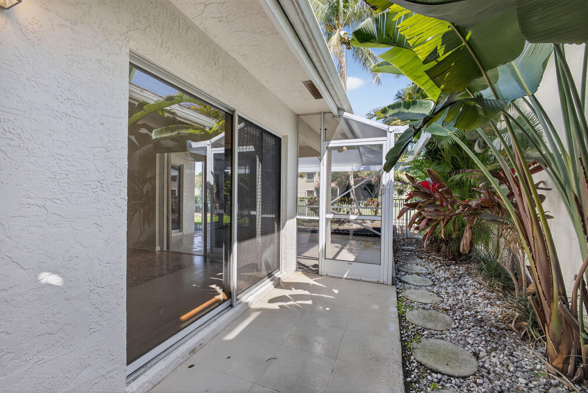 CANTERBURY AT PGA NATIONAL - Residential