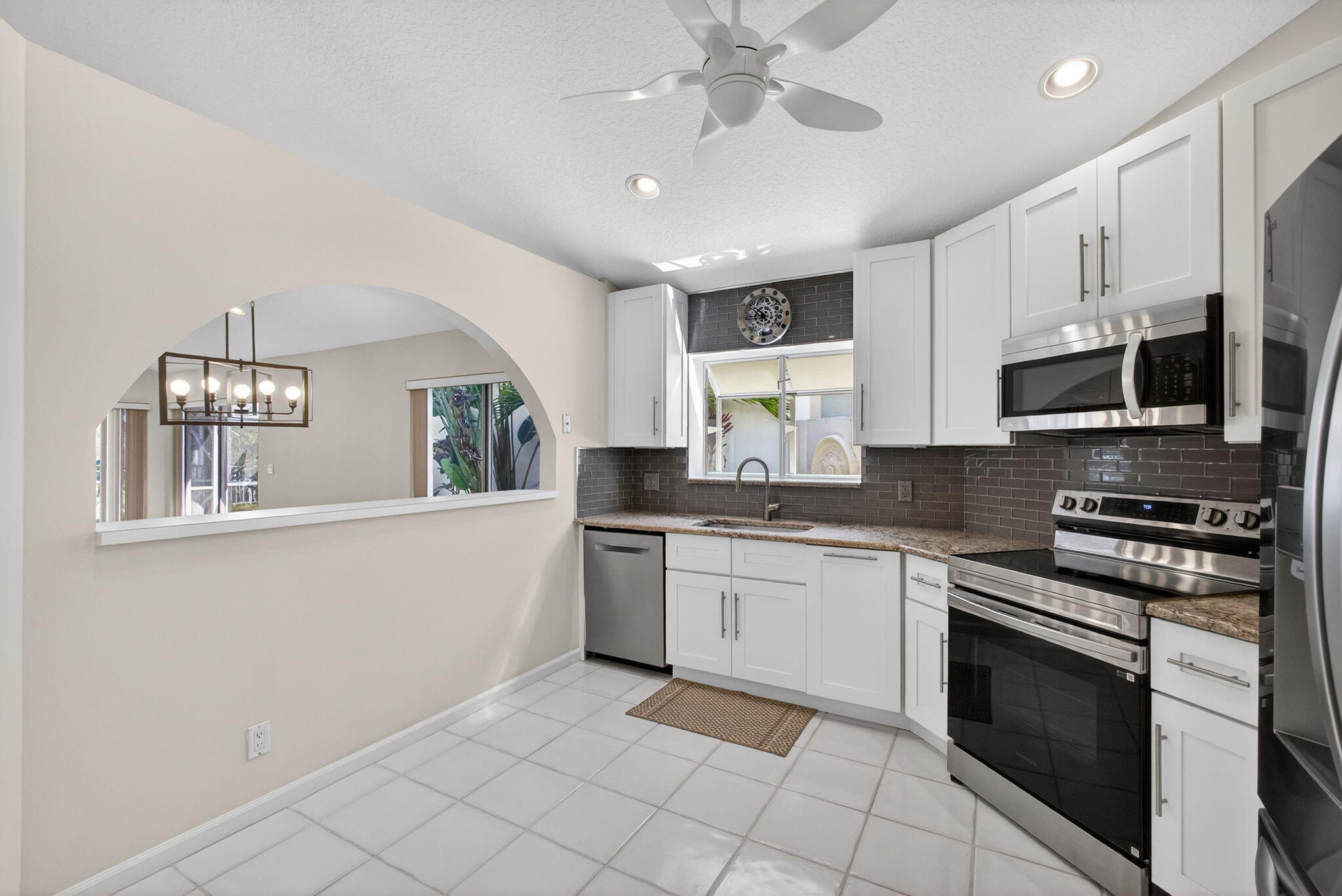 CANTERBURY AT PGA NATIONAL - Residential