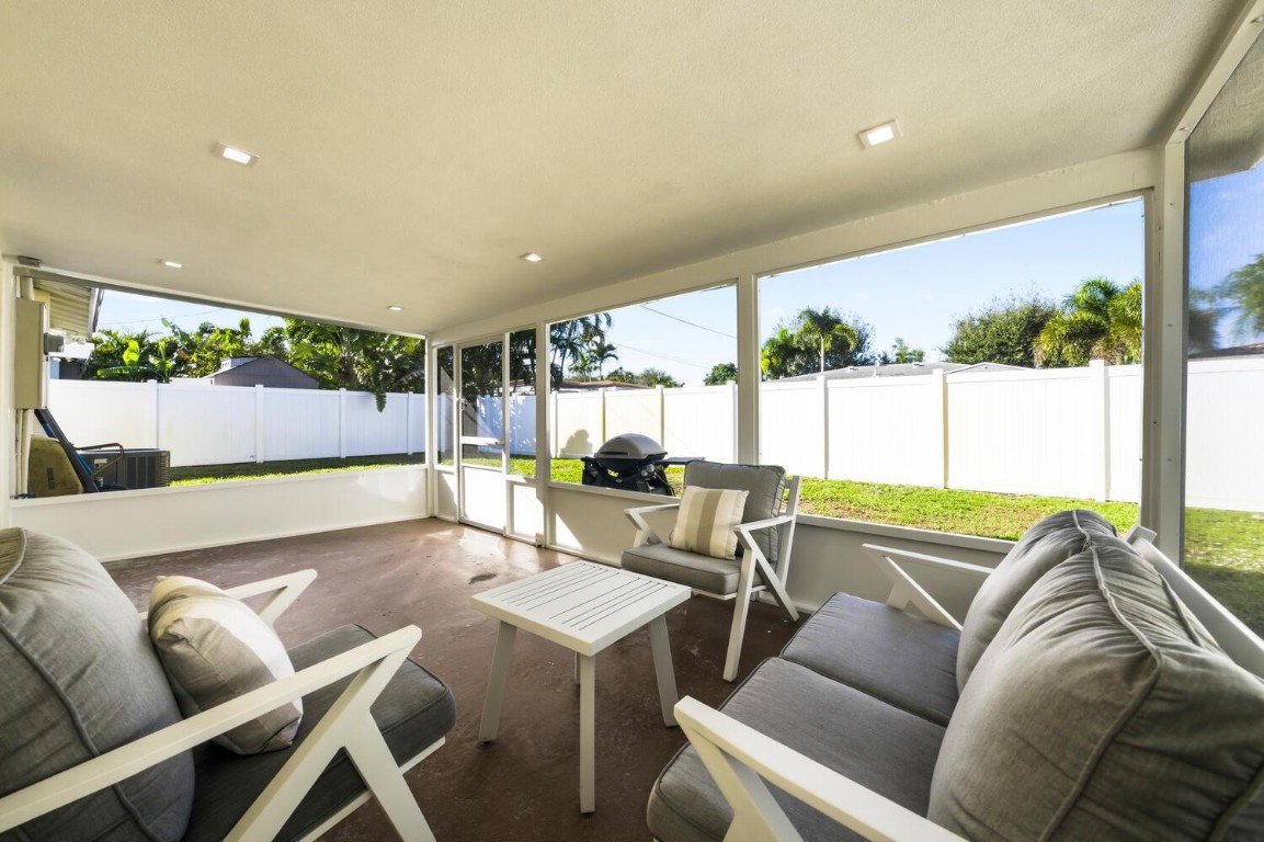 NORTH ANDREWS GARDENS 2ND - Residential Lease