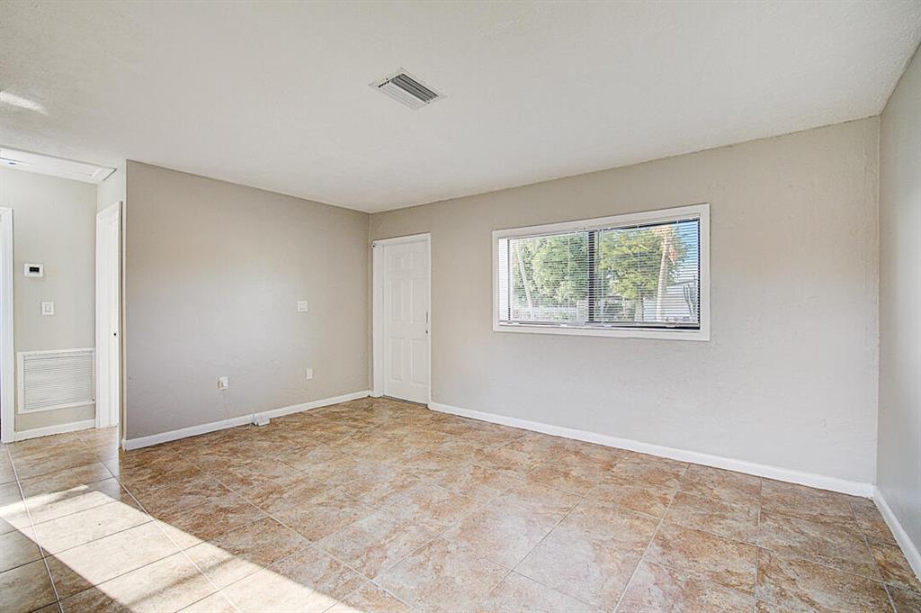 GUN CLUB EST - Residential