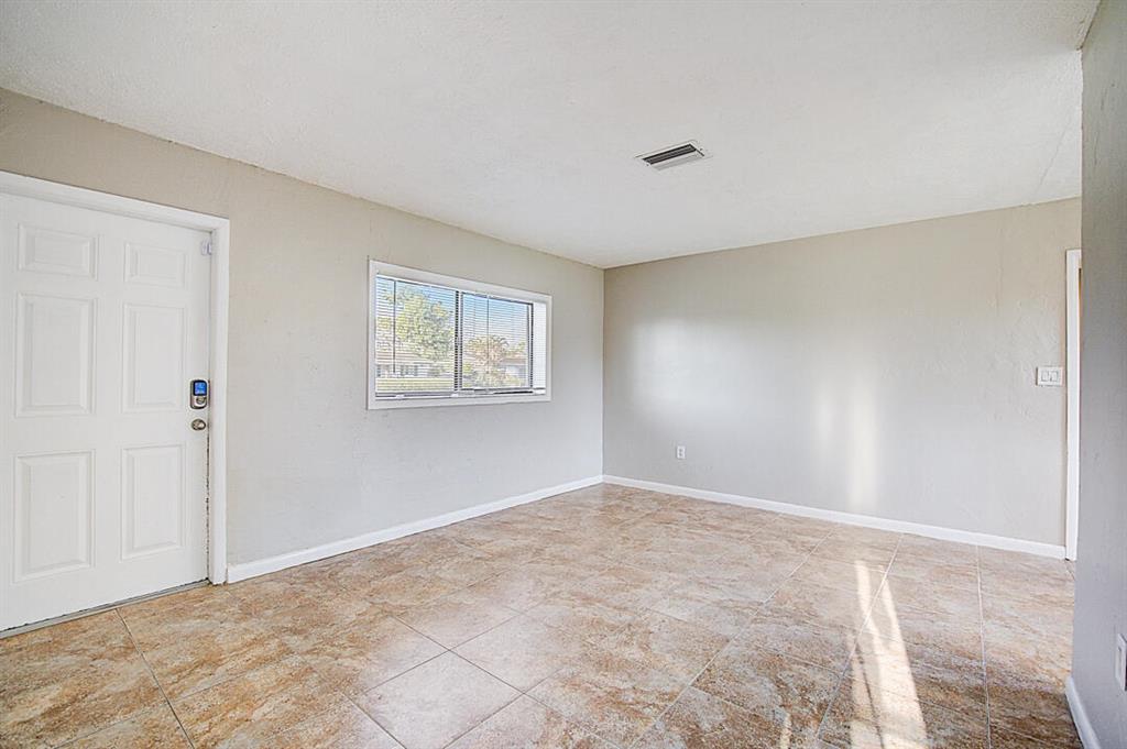 GUN CLUB EST - Residential