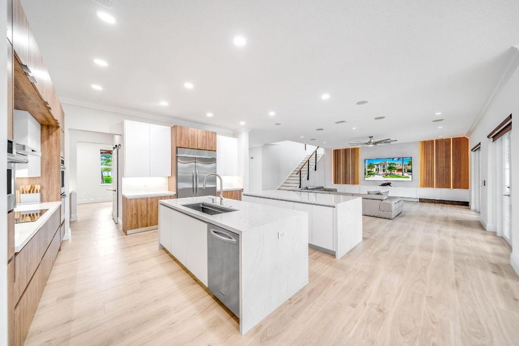 Photo of 2807 Pillsbury Way, Wellington, FL 33414 (MLS # R11127254)