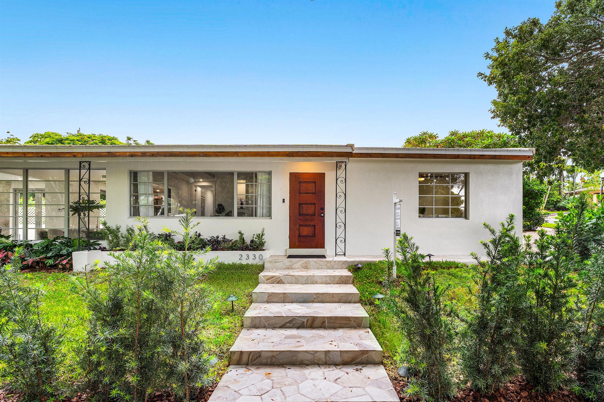 2330 Lake Avenue 2330