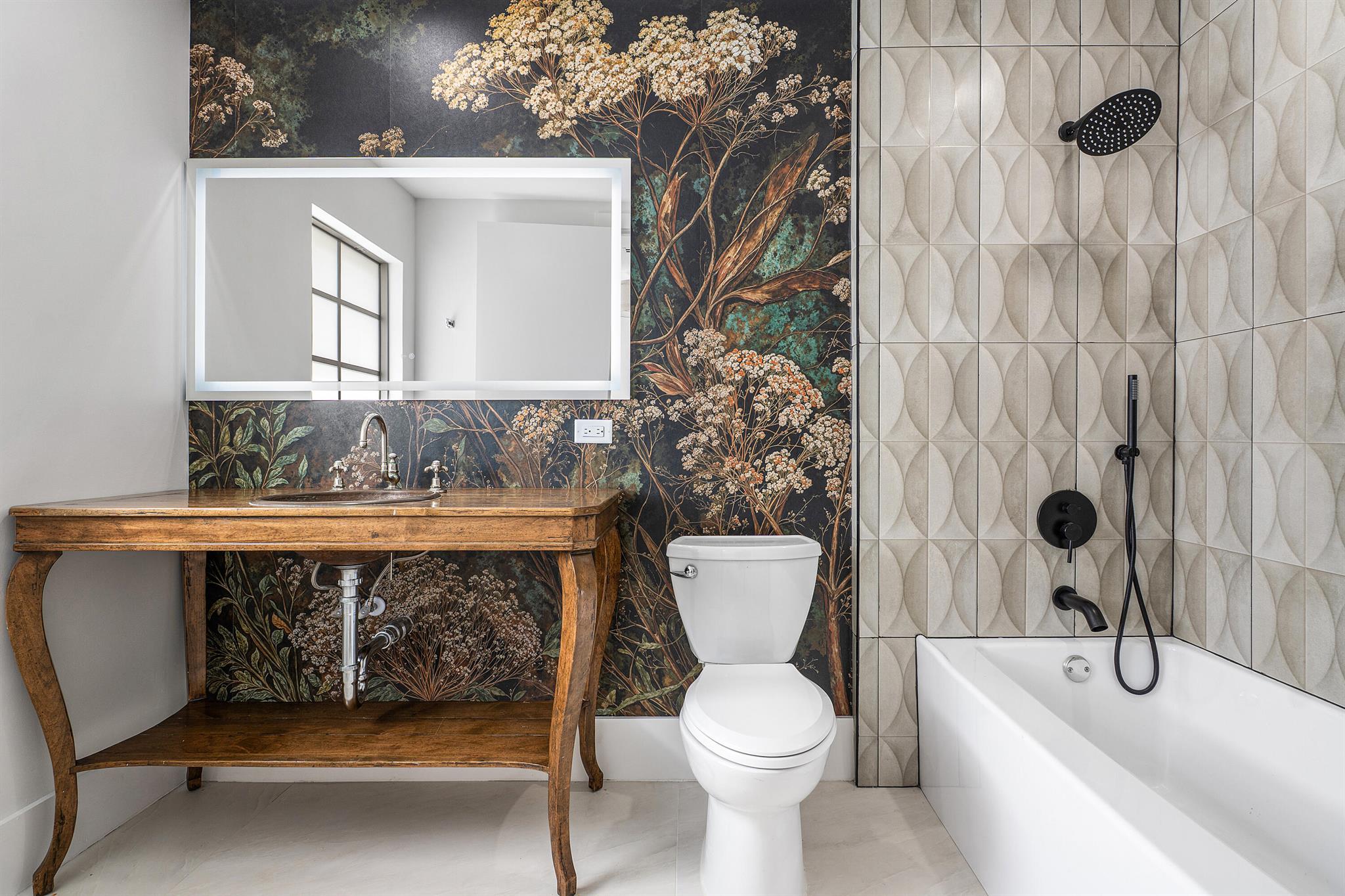 FLAMINGO PARK - Residential Lease