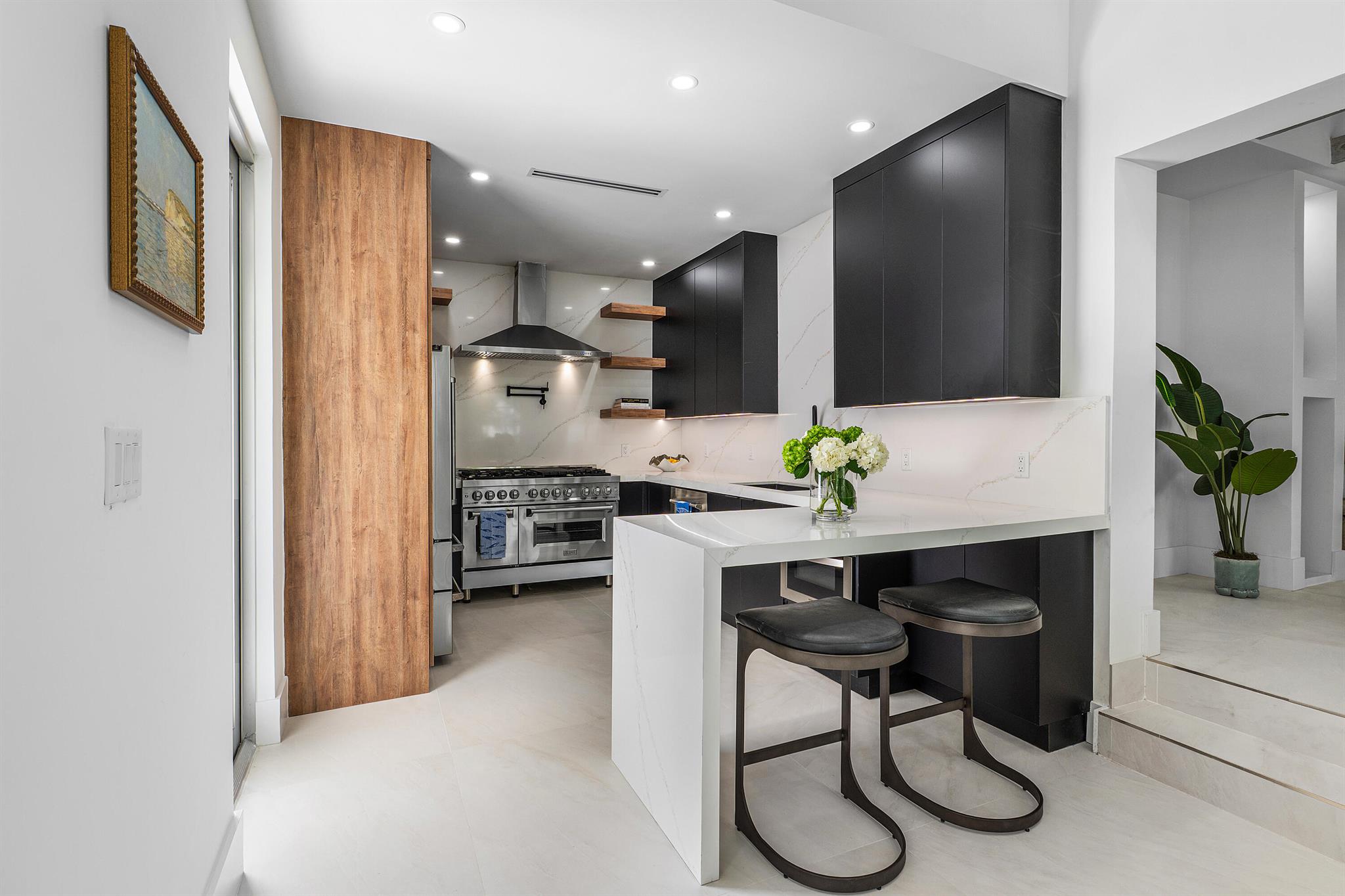 FLAMINGO PARK - Residential Lease