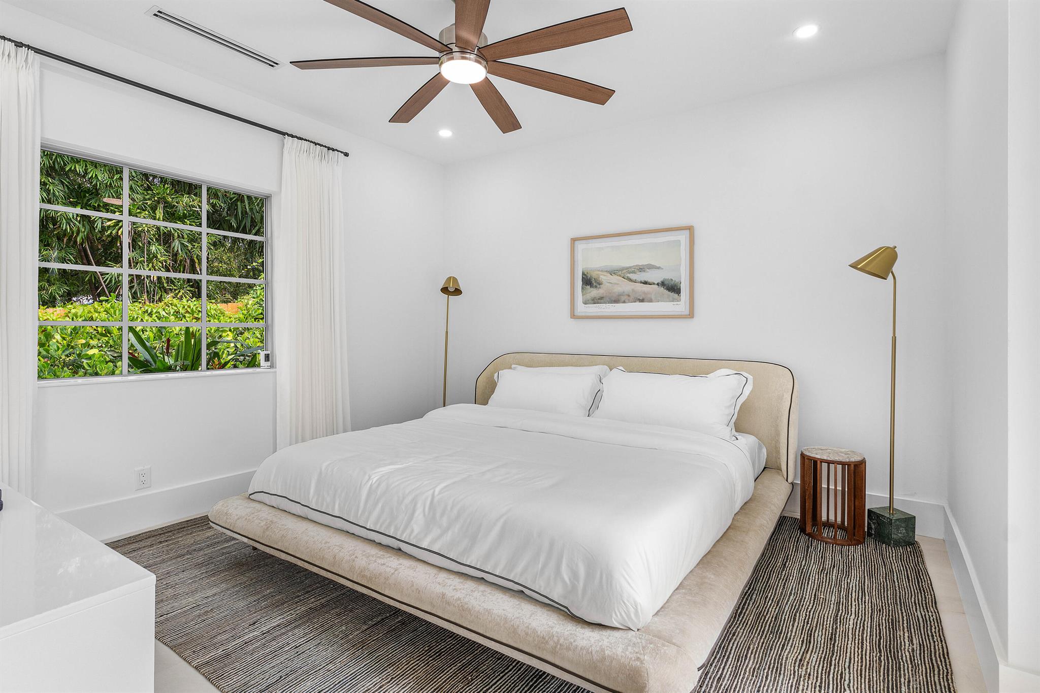 FLAMINGO PARK - Residential Lease