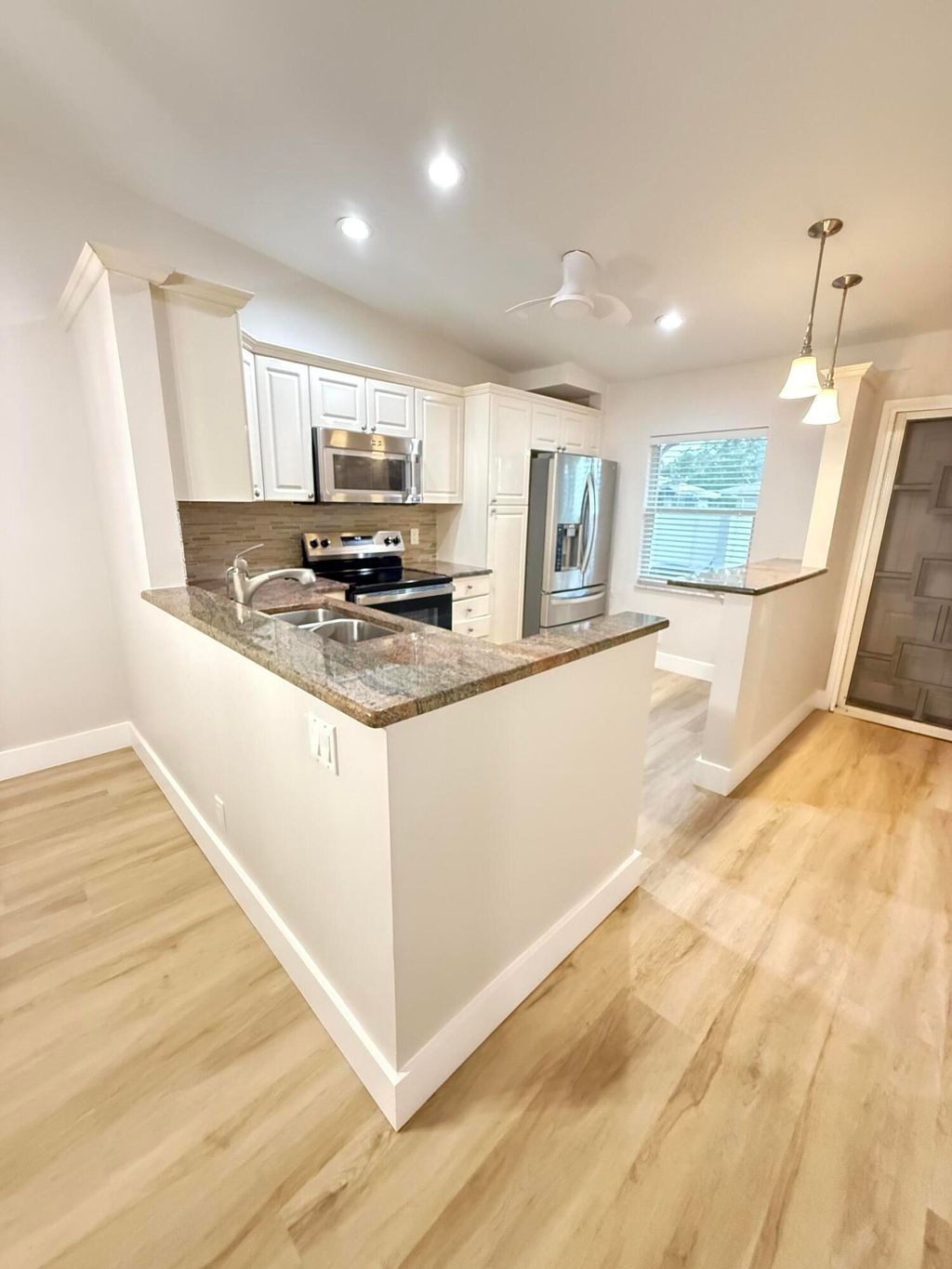 Photo of 18765 Candlewick Drive, Boca Raton, FL 33496 (MLS # B26012978)