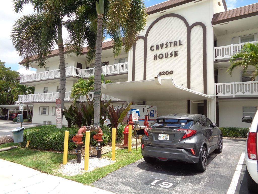 Photo of 4200 Crystal Lake Drive #112, Deerfield Beach, FL 33064 (MLS # F10502842)