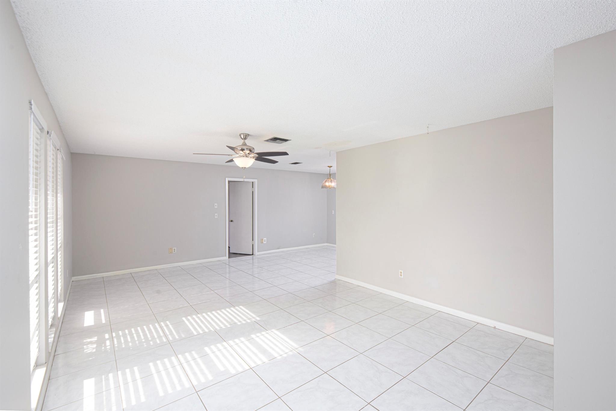 PORT ST LUCIE SECTION 18 - Residential