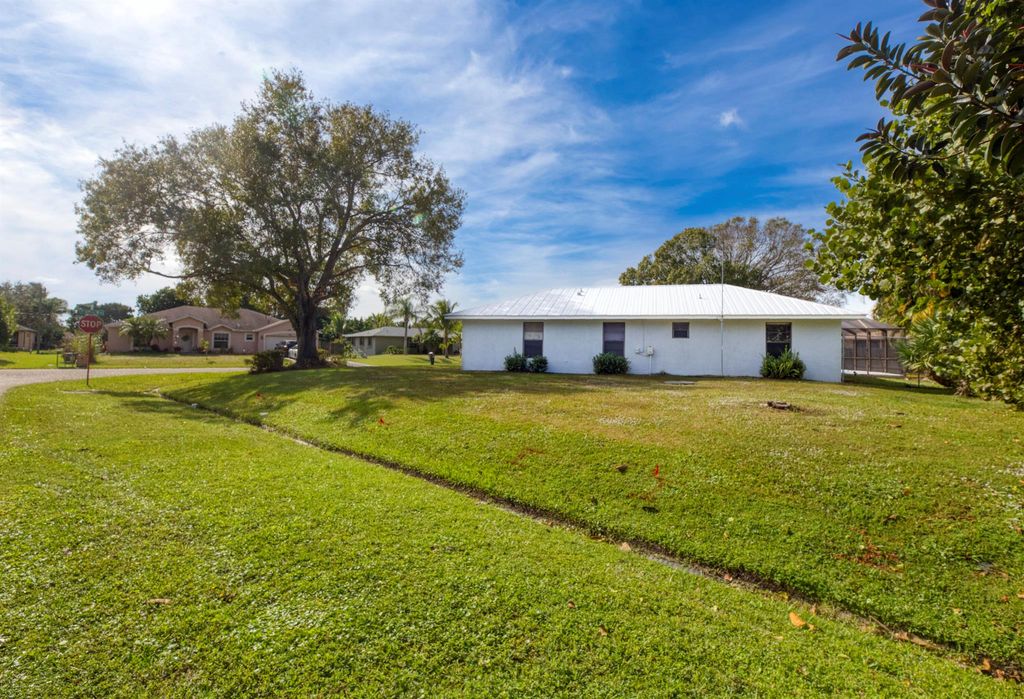 Photo of 183 SW Airview Avenue, Port Saint Lucie, FL 34984 (MLS # R11147177)