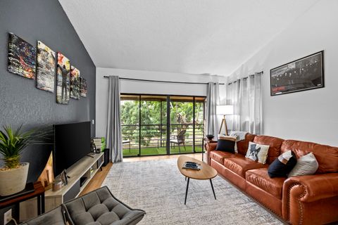 15 Via De Casas Sur 204 Boynton Beach FL 33426