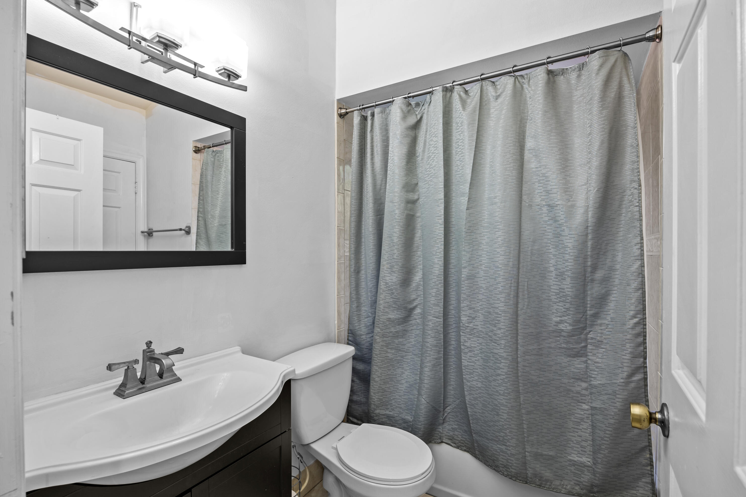 15 Via De Casas Sur 204