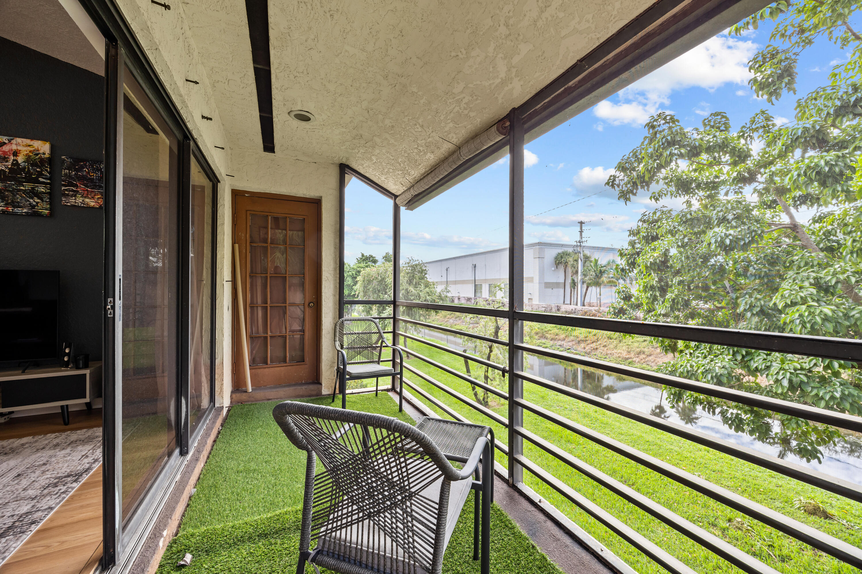 SOUTH LAKE CONDO - Residential Lease