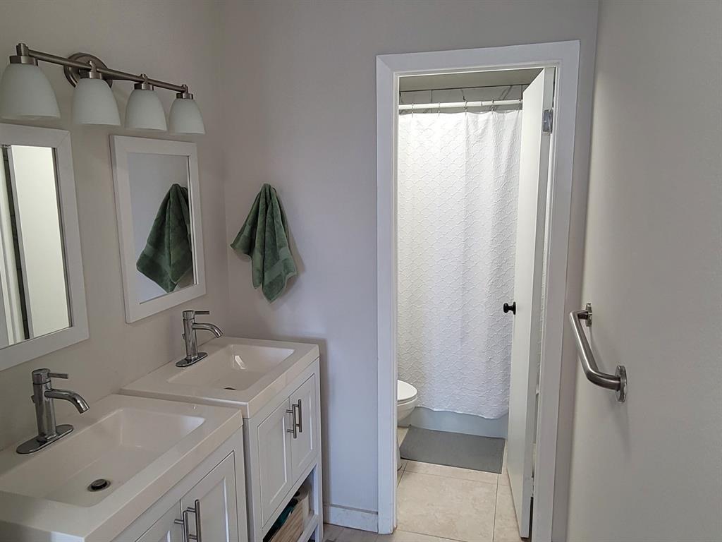 Arlen House West Condo - Residential Lease
