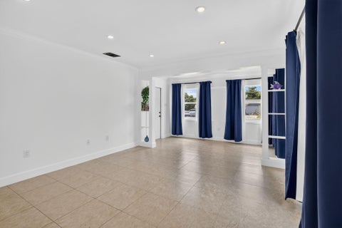 Tiny photo for 2427 Harding Street, Hollywood, FL 33020 (MLS # B26048309)