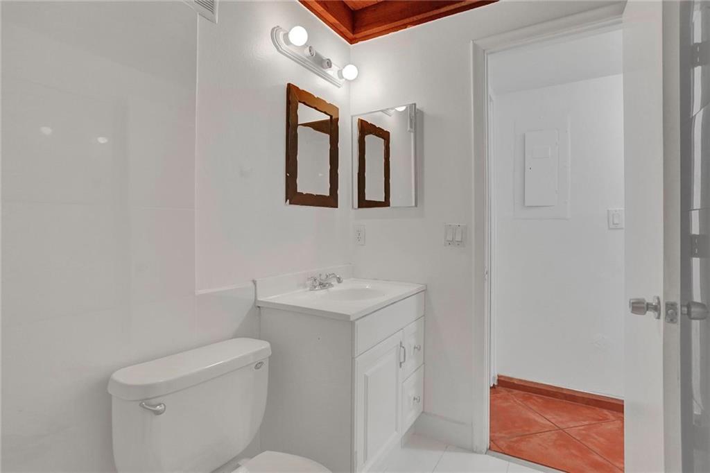 Palm-Aire Village 4th Sec - Residential