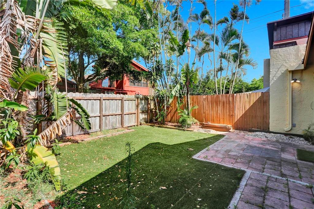 Palm-Aire Village 4th Sec - Residential