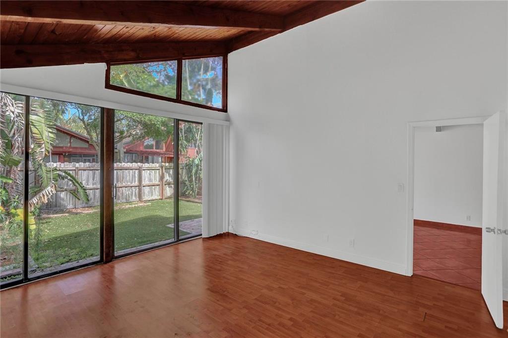 Palm-Aire Village 4th Sec - Residential