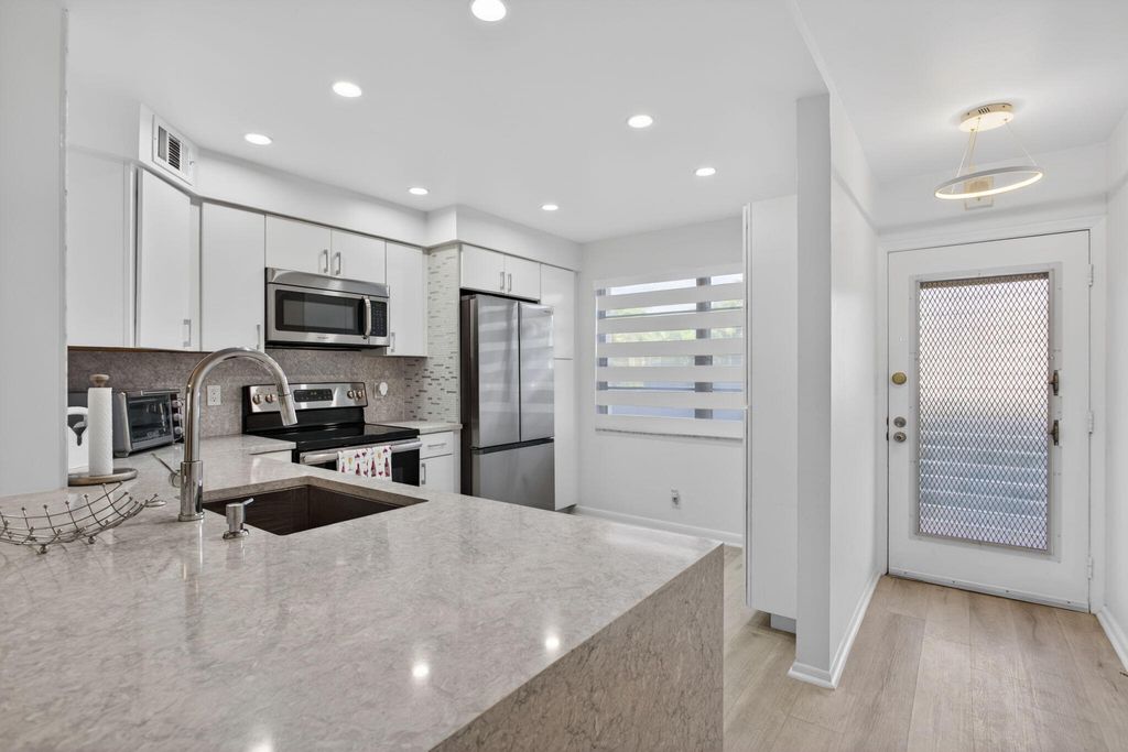 Photo of 3201 Portofino Point #F1, Coconut Creek, FL 33066 (MLS # B26020142)