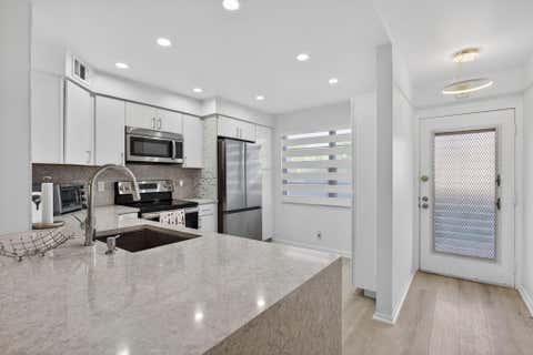 Tiny photo for 3201 Portofino Point #F1, Coconut Creek, FL 33066 (MLS # B26020142)
