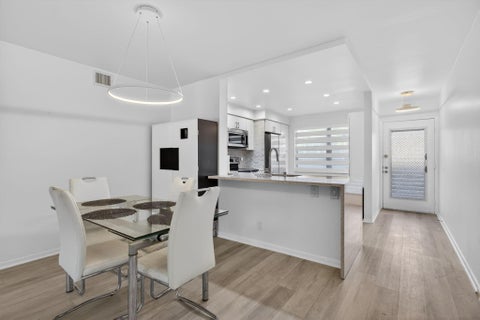 Tiny photo for 3201 Portofino Point #F1, Coconut Creek, FL 33066 (MLS # B26020142)