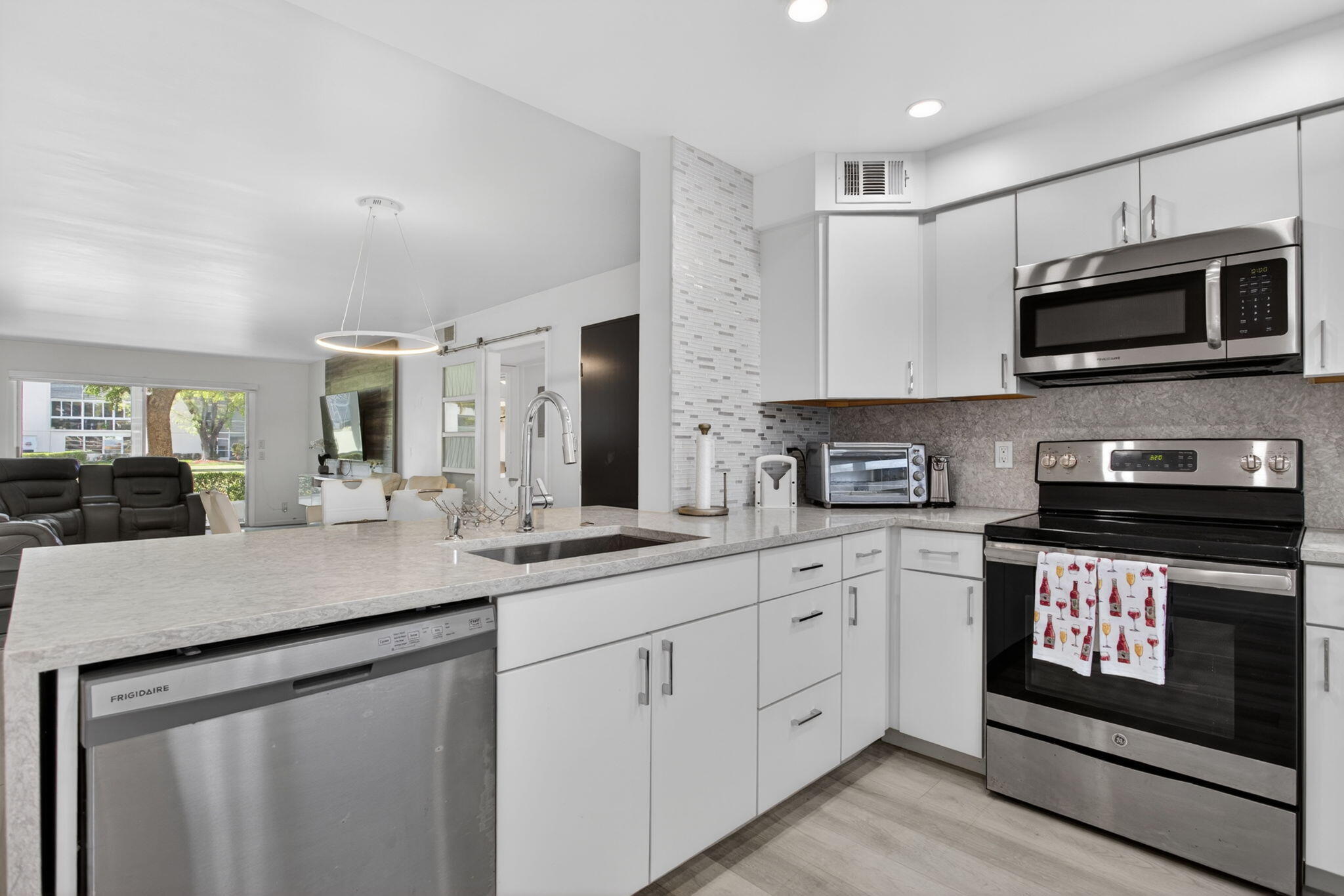 3201 Portofino Point F1