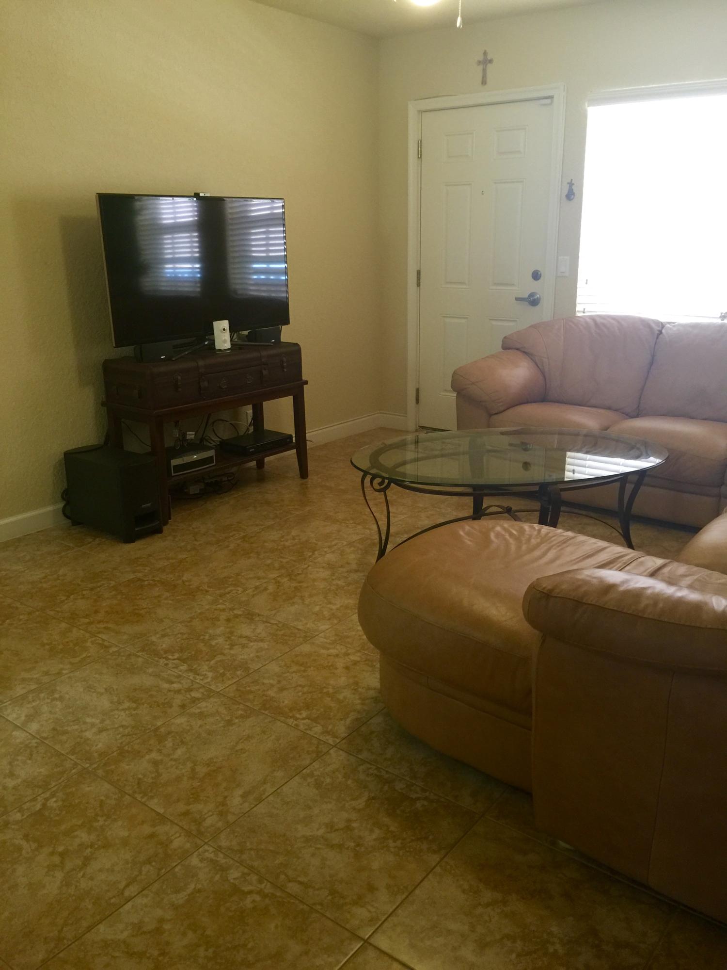 WEST SETTLERS CONDO - Residential Lease