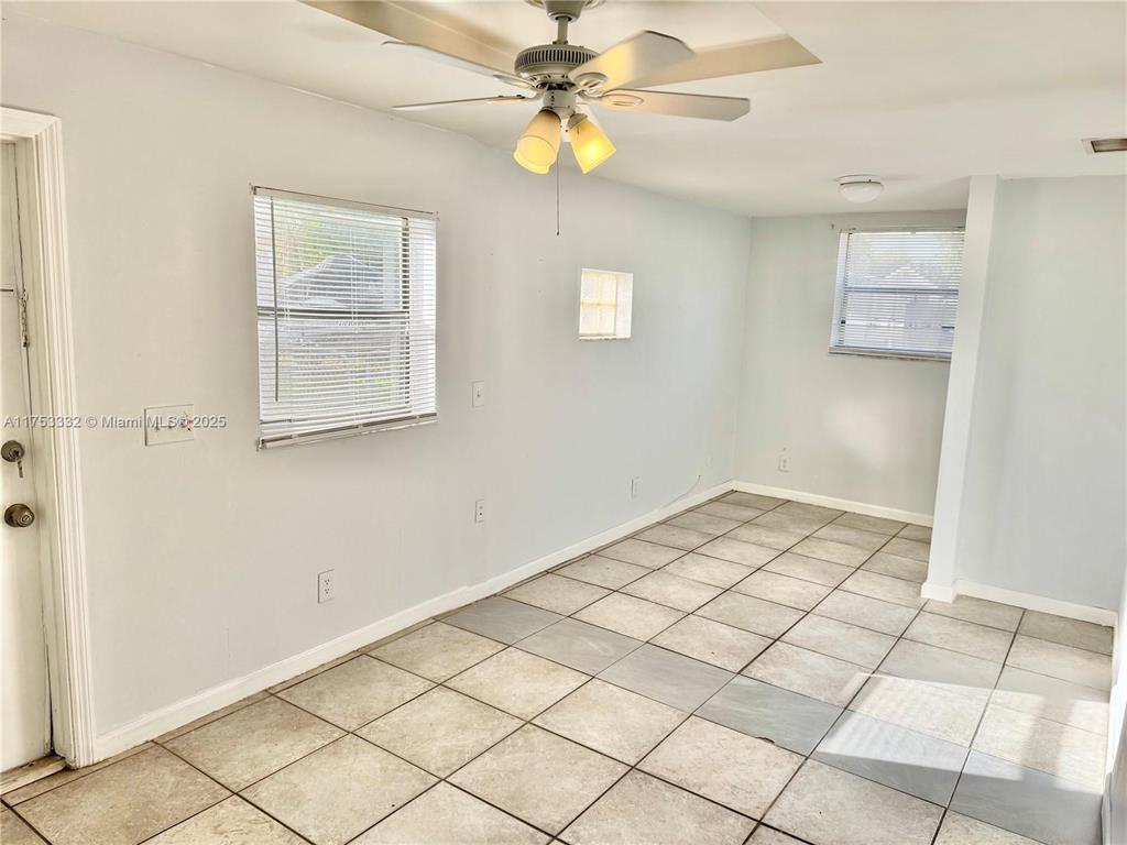 PLAYLAND ISLES - Residential Lease