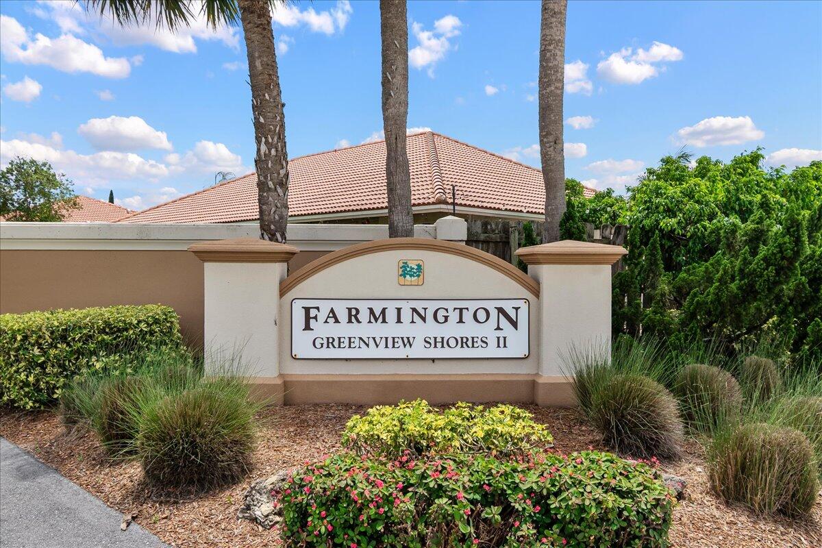 GREENVIEW SHORES 2 OF WELLINGTON - Residential