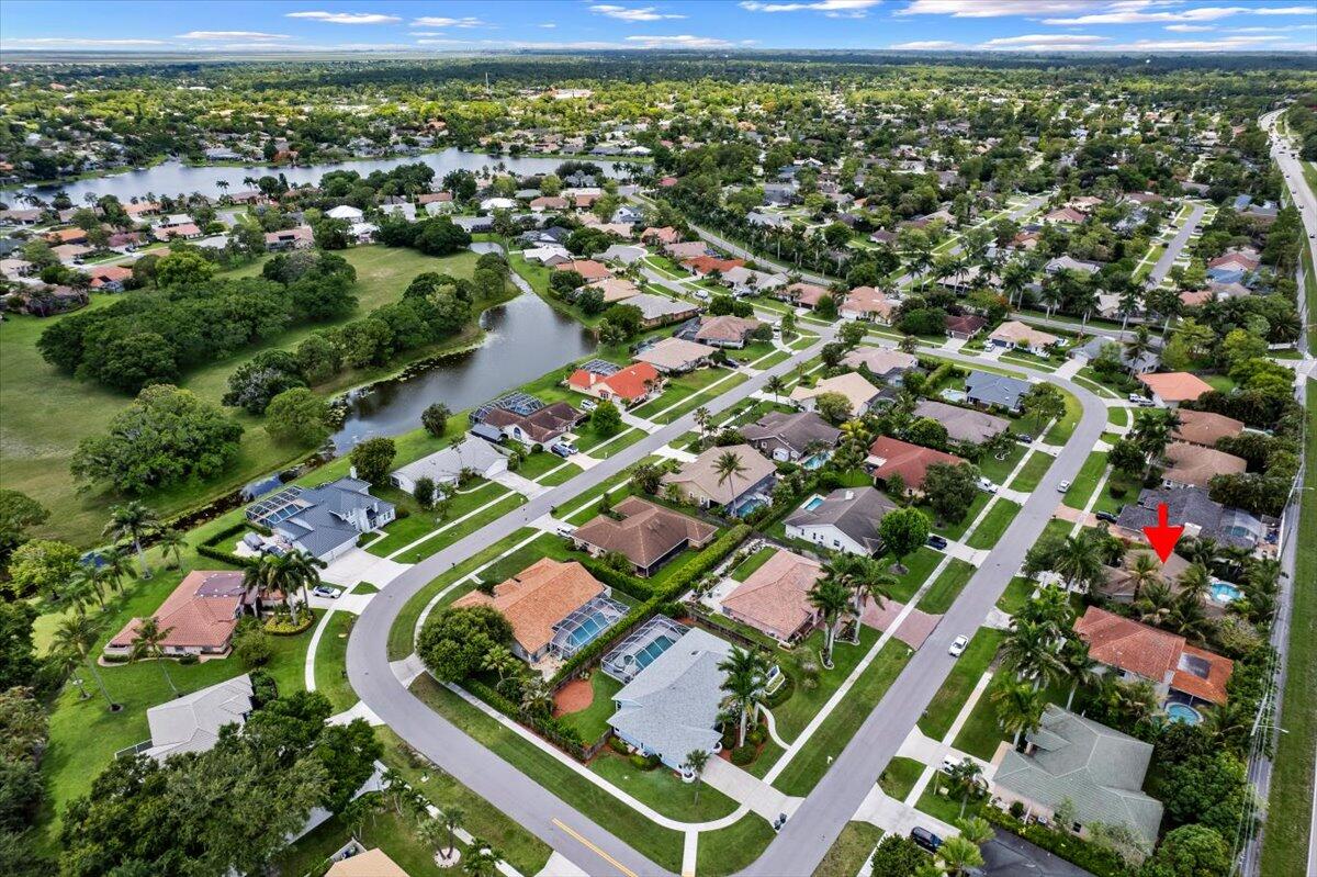GREENVIEW SHORES 2 OF WELLINGTON - Residential