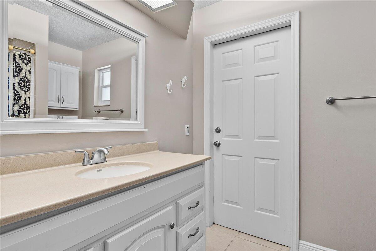GREENVIEW SHORES 2 OF WELLINGTON - Residential
