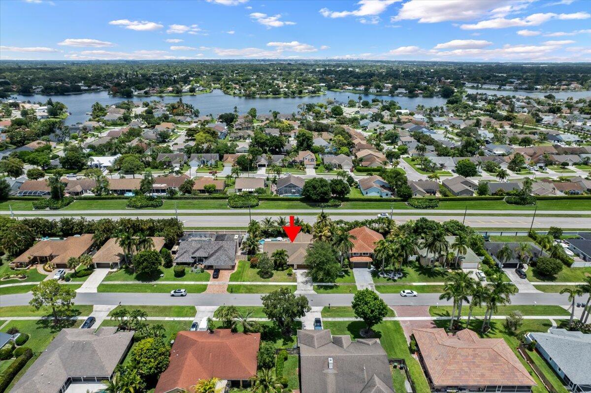 GREENVIEW SHORES 2 OF WELLINGTON - Residential