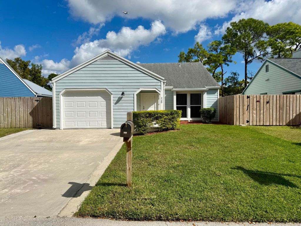 Photo of 420 Park Forest Way, Wellington, FL 33414 (MLS # R11165646)