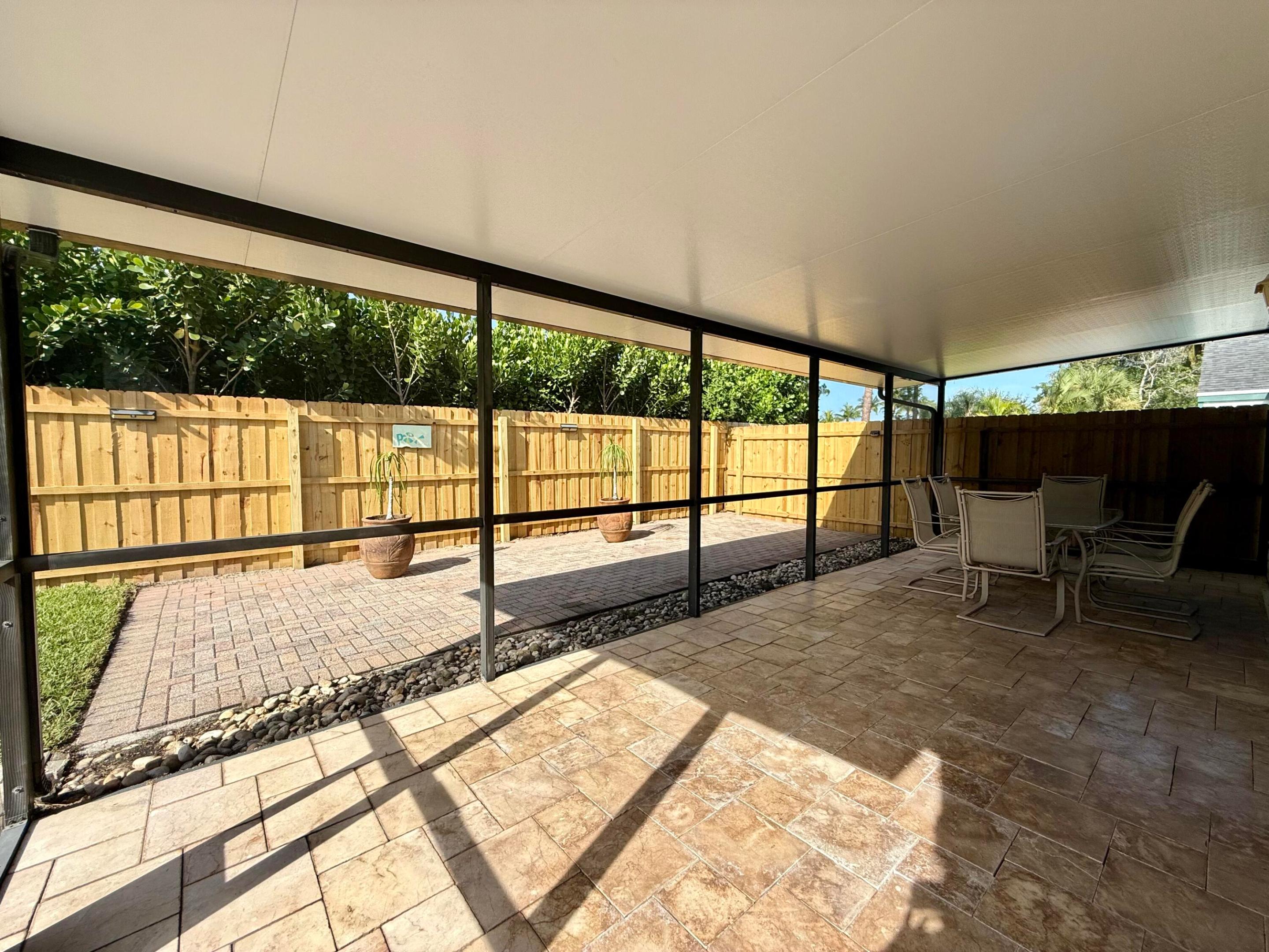 TREE TOPS OF WELLINGTON - Residential Lease