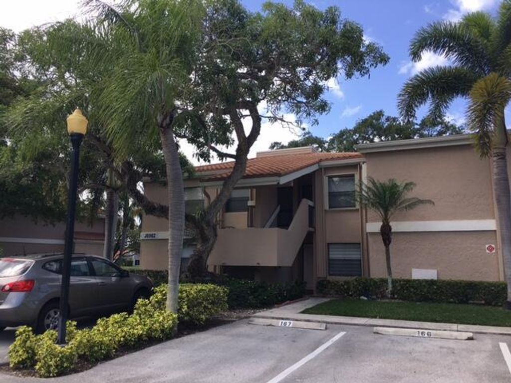Photo of 6962 Briarlake Circle #202, Palm Beach Gardens, FL 33418 (MLS # R10796701)