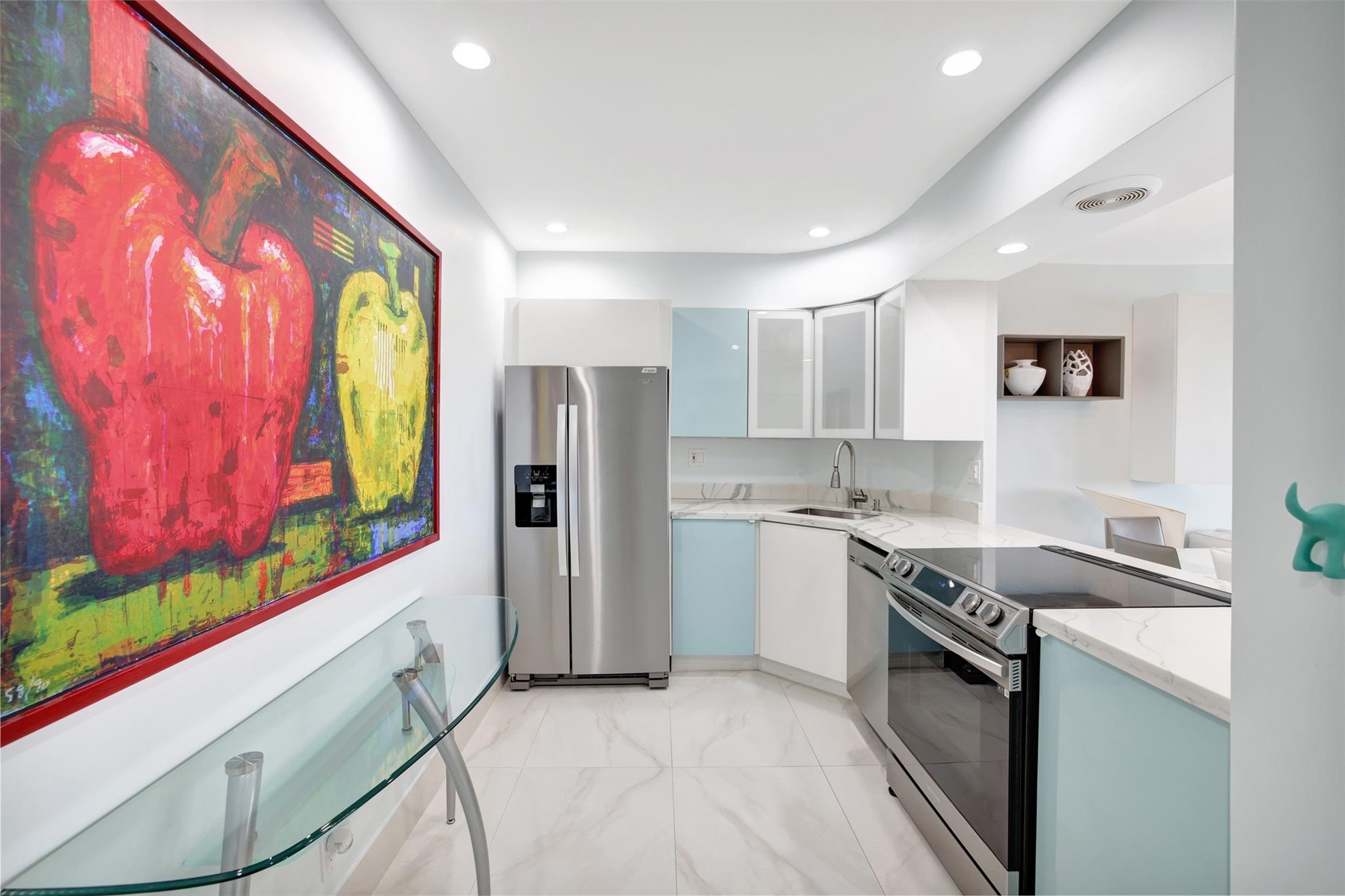 Coral Ridge Towers North - Residential