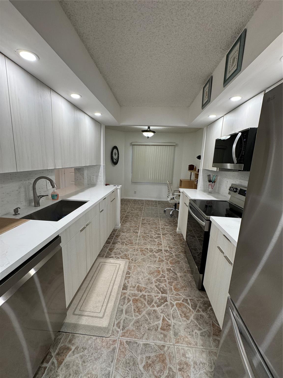 1801 Eleuthera Pt D3